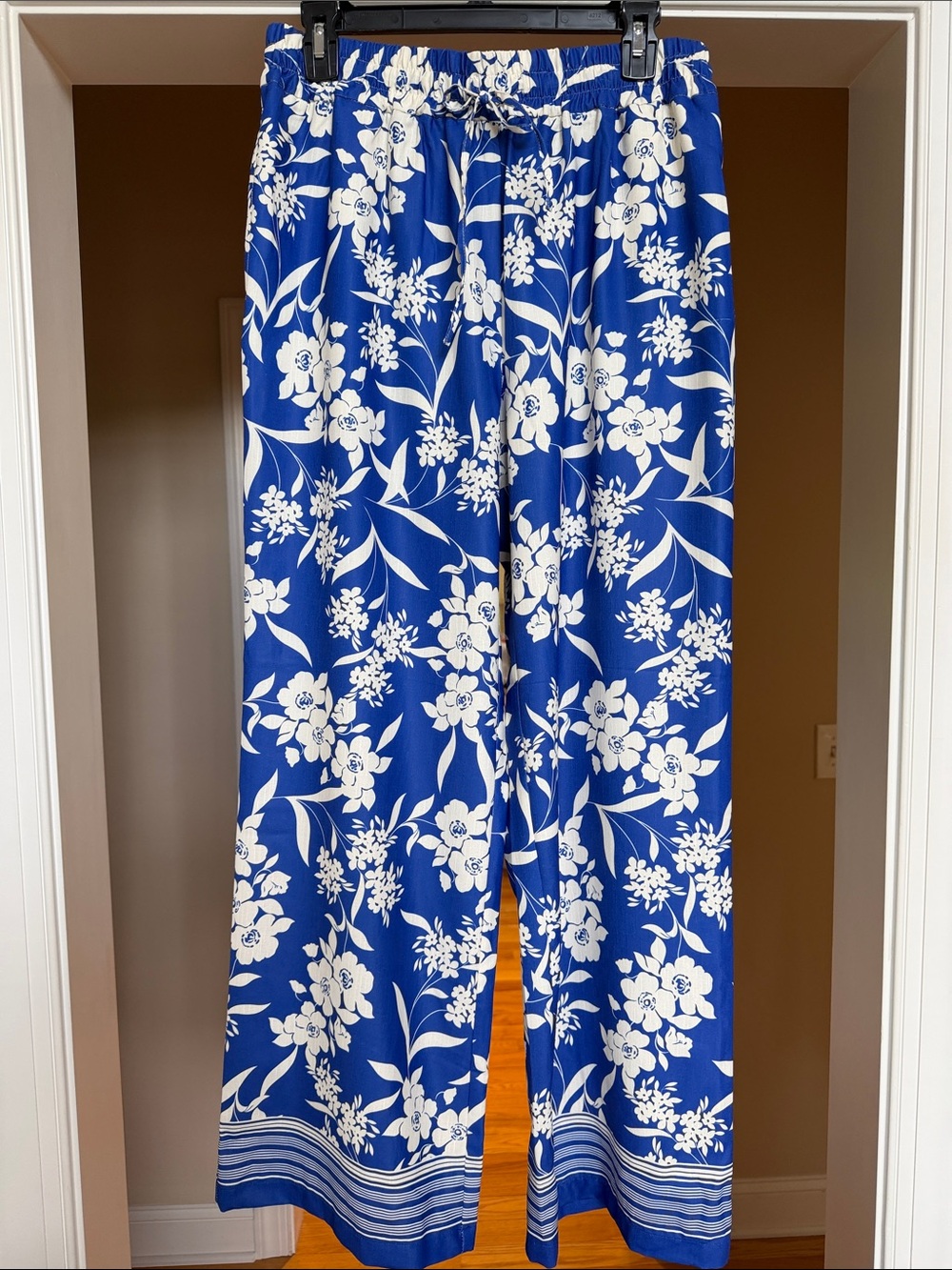 NWT Women's Blue Floral Wide-Leg Pull-On Pants